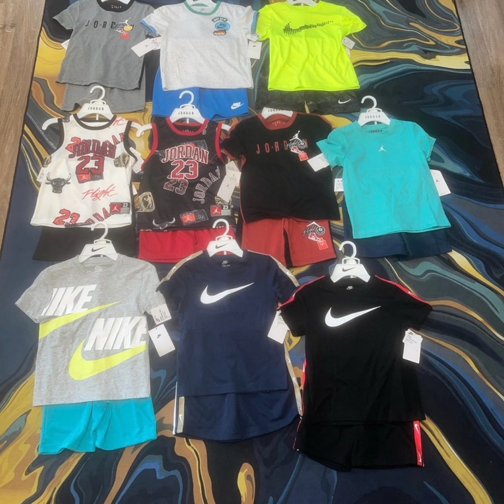 Nike Kids' Gray and Neon Yellow T-Shirt